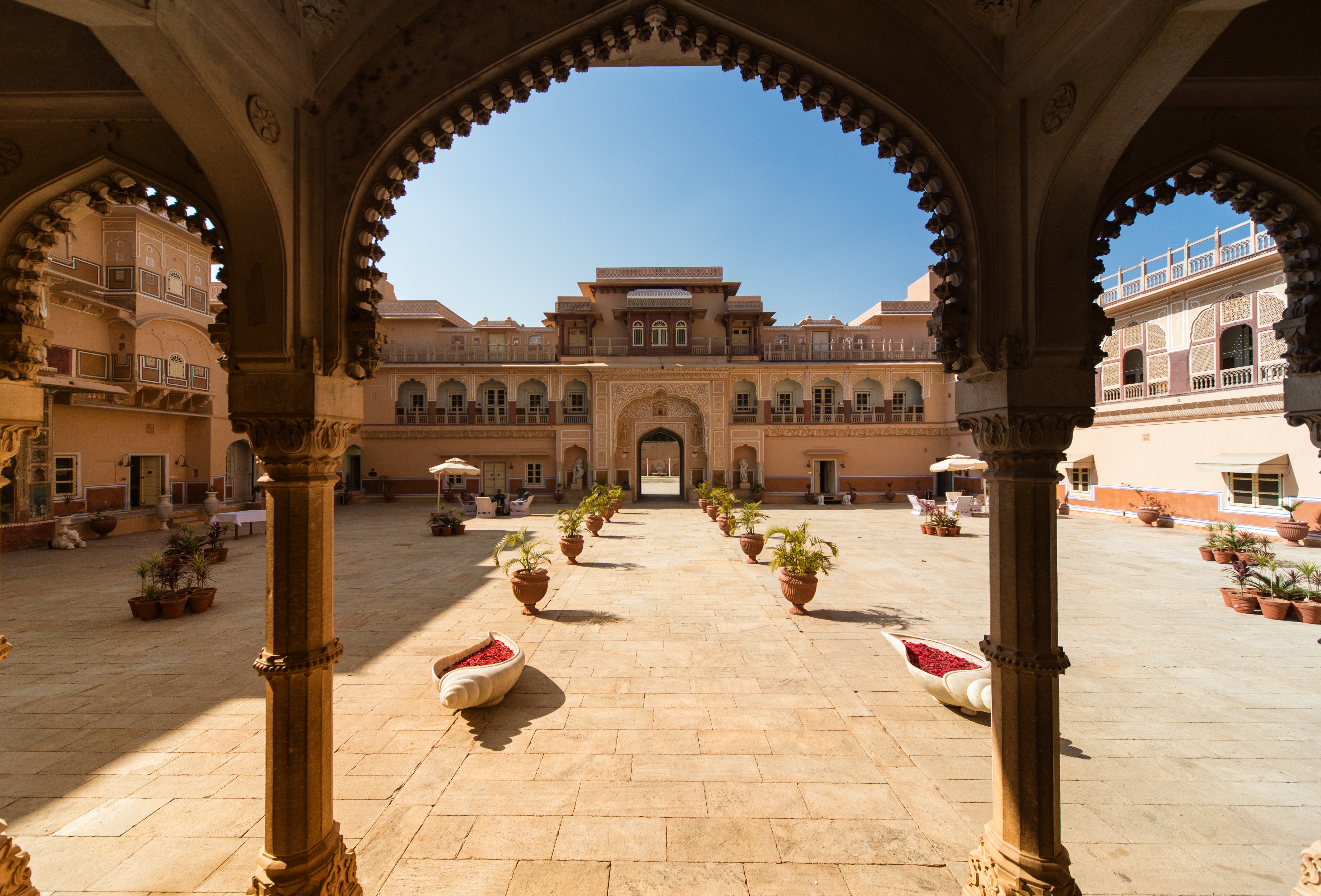 Indische Architektur und farbenfrohe Kultur