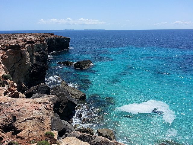 Mediterrane Küstenlandschaft auf den Balearen